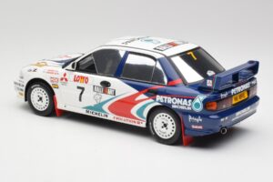 Mitsubishi Lancer Evo 3 Group A #4 T. Makinen / S. Harjanne Rally Australia 1996 Otto 1:18 OT475 Hartsi — kuva 5 / 6