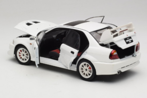 Mitsubishi Lancer Evo VI Tommi Makinen Edition Valkoinen AUTOart 1:18 77157 Metalli — kuva 5 / 8