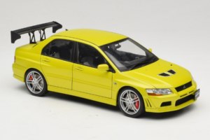Mitsubishi Lancer Evo VII Mustard Yellow AUTOart 1:18 77166 Metalli — kuva 6 / 8