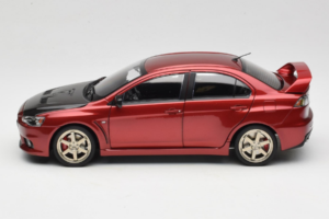 Mitsubishi Lancer Evolution X Punainen OEM 1:18 MLE02 Metalli — kuva 4 / 8