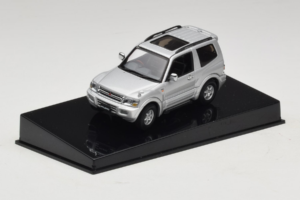 Mitsubishi Pajero SWB Hopea AUTOart 1:43 57113 Metalli — kuva 2 / 4