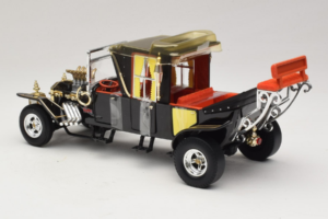 Munsters Koach Musta ERTL 1:18 33036 Metalli — kuva 5 / 6