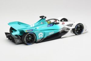 NIO 004 Team NIO #8 T. Dillmann Formula E Season 5 2019 Minichamps 1:18 114180008 Metalli — kuva 2 / 6