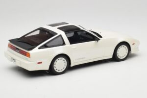 Nissan 300ZX Turbo Z31 Shiro Edition White Pearl Otto 1:18 OT1181 Hartsi — kuva 2 / 6