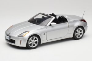 Nissan 350Z Z33 Roadster Diamond Hopea AUTOart 1:18 77371 Metalli
