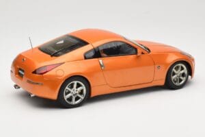 Nissan 350Z Z33 Sunset Orange AUTOart 1:18 77312 Metalli — kuva 3 / 8
