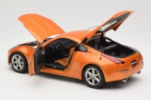 Nissan 350Z Z33 Sunset Orange AUTOart 1:18 77312 Metalli — kuva 5 / 8