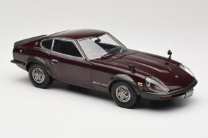 Nissan Fairlady 240Z-G S30 Viininpunainen Kyosho 1:18 08212M Metalli — kuva 6 / 8