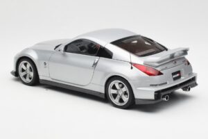 Nissan Fairlady Z Z34 NISMO Type 380RS Hopea AUTOart 1:18 77401 Metalli — kuva 7 / 8