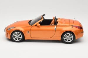 Nissan Fairlady Z Z33 Roadster Sunset Orange AUTOart 1:18 77377 Metalli — kuva 4 / 8