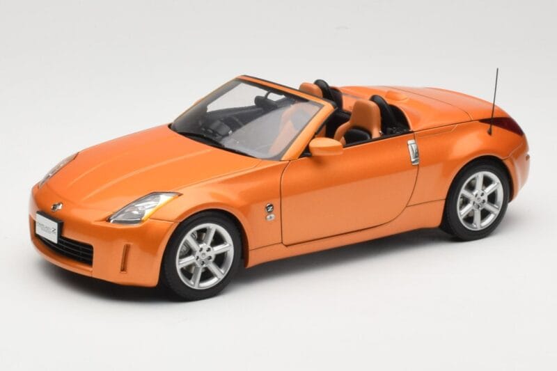 Nissan Fairlady Z Z33 Roadster Sunset Orange AUTOart 1:18 77377 Metalli