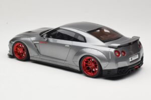 Nissan GT-R R35 Prior Design Harmaa GT Spirit 1:18 GT243 Hartsi — kuva 5 / 6