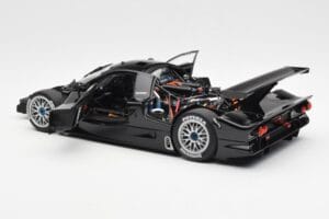Nissan R390 GT1 #0 24 Hours of Le Mans 1998 AUTOart 1:18 89878 Metalli — kuva 5 / 8