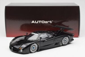 Nissan R390 GT1 #0 24 Hours of Le Mans 1998 AUTOart 1:18 89878 Metalli — kuva 8 / 8