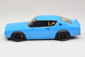 Nissan Skyline 2000 GT-R KPGC110 LB Works Sininen Otto 1:18 OT1210 Hartsi — kuva 3 / 6