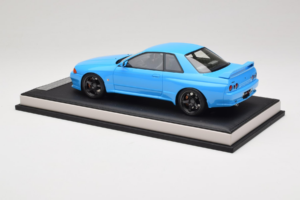 Nissan Skyline GT-R R32 Customized Version Sininen MotorHelix 1:18 MH029CB Hartsi — kuva 5 / 7