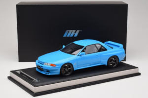 Nissan Skyline GT-R R32 Customized Version Sininen MotorHelix 1:18 MH029CB Hartsi — kuva 7 / 7