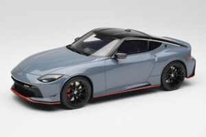 Nissan Z RZ34 NISMO Stealth Harmaa GT Spirit 1:18 GT484 Hartsi