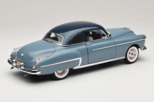 Oldsmobile 88 Sininen Grease Auto World 1:18 AWSS103/06 Metalli — kuva 3 / 8