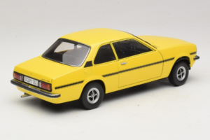 Opel Ascona B SR Keltainen Naarmuinen Keula Sun Star 1:18 5384 Metalli — kuva 3 / 9