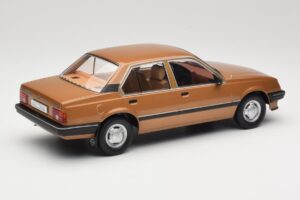 Opel Ascona C Berlina Beige Metallic MCG 1:18 MCG18459 Metalli — kuva 2 / 6