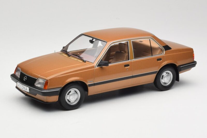 Opel Ascona C Berlina Beige Metallic MCG 1:18 MCG18459 Metalli