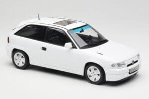 Opel Astra F GSi Blanc Casablanca Norev 1:18 183673 Metalli — kuva 4 / 6