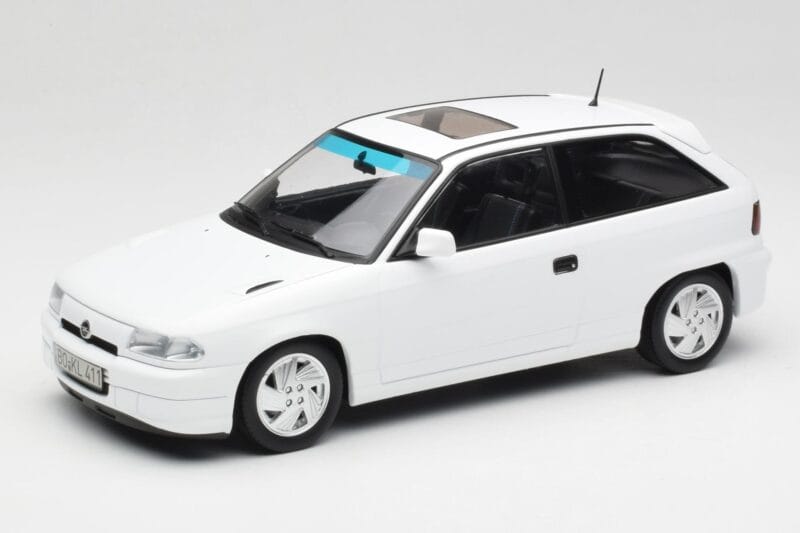 Opel Astra F GSi Blanc Casablanca Norev 1:18 183673 Metalli