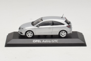 Opel Astra H GTC Hopea Minichamps 1:43 ASTRA003 Metalli