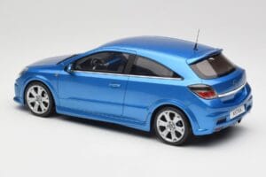 Opel Astra H OPC Arden Blue Otto 1:18 OT473 Hartsi — kuva 5 / 6