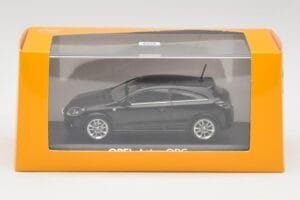 Opel Astra H OPC Musta Minichamps 1:43 90399890 Metalli — kuva 4 / 4