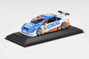 Opel Astra V8 Coupe Race Taxi GMAC Bank OPC Euroteam 2004 Minichamps 1:43 400044800 Metalli — kuva 2 / 4