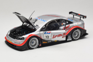 Opel Astra V8 Coupe #12 C. Menzel DTM 2000 Action 1:18 AC8004812 Metalli — kuva 2 / 8