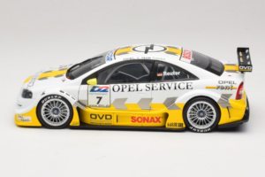 Opel Astra V8 Coupe #7 M. Reuter DTM 2000 Action 1:18 AC8004807 Metalli — kuva 4 / 8