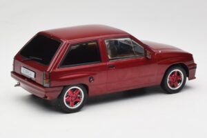 Opel Corsa A Custom Punainen MCG 1:18 MCG18433 Metalli — kuva 2 / 6