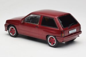 Opel Corsa A Custom Punainen MCG 1:18 MCG18433 Metalli — kuva 5 / 6