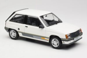 Opel Corsa A Sprint Valkoinen MCG 1:18 MCG18432 Metalli — kuva 4 / 6