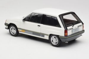 Opel Corsa A Sprint Valkoinen MCG 1:18 MCG18432 Metalli — kuva 5 / 6