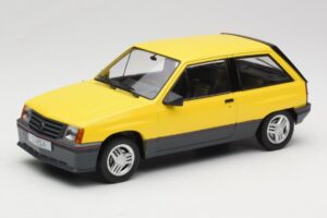 Opel Corsa A SR Keltainen MCG 1:18 MCG18431 Metalli