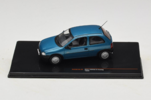 Opel Corsa B Swing Sininen IXO 1:43 CLC581N Metalli