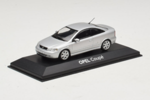 Opel Coupe Bertone Hopea Minichamps 1:43 B24910027 Metalli — kuva 2 / 4