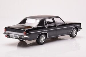Opel Diplomat V8 Musta Norev 1:18 183687 Metalli — kuva 2 / 6