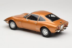 Opel GT Kulta Minichamps 1:18 180049025 Metalli — kuva 7 / 8