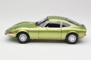 Opel GT Green Metallic Minichamps 1:18 180049029 Metalli — kuva 4 / 8