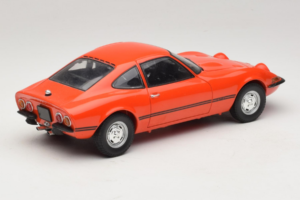Opel GT/J Punainen Minichamps 1:18 180049028 Metalli — kuva 3 / 8
