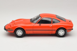 Opel GT/J Punainen Minichamps 1:18 180049028 Metalli — kuva 4 / 8