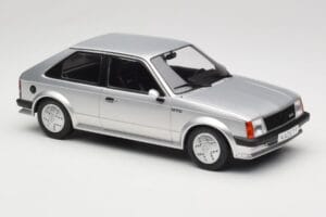 Opel Kadett D GTE Hopea MCG 1:18 MCG18533 Metalli — kuva 4 / 6