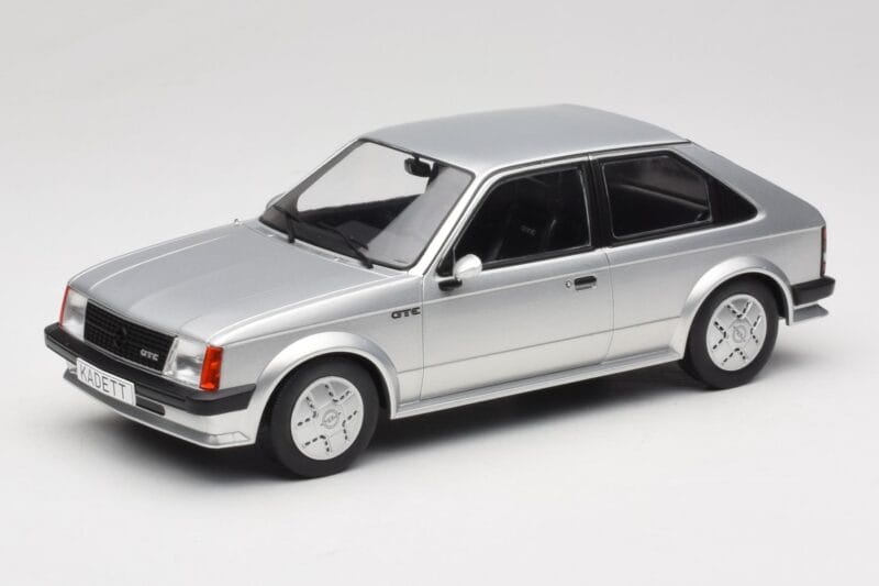 Opel Kadett D GTE Hopea MCG 1:18 MCG18533 Metalli