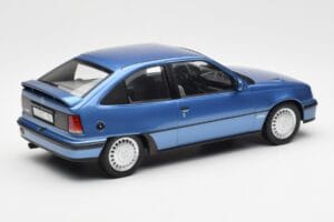 Opel Kadett E GSi Vaaleansininen Metallic Norev 1:18 183615 Metalli — kuva 2 / 6