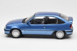 Opel Kadett E GSi Vaaleansininen Metallic Norev 1:18 183615 Metalli — kuva 3 / 6
